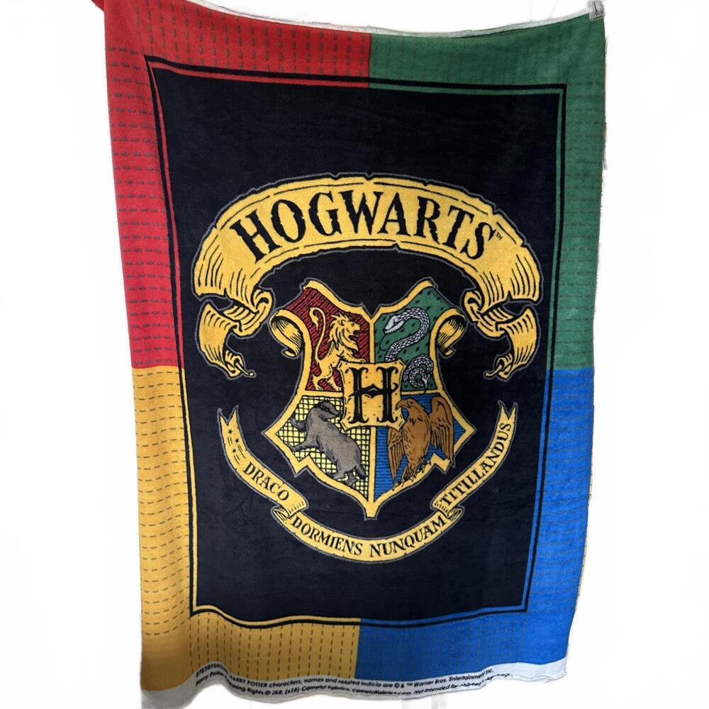VTG Harry Potter Hogwarts Themed Fleece Blanket Throw